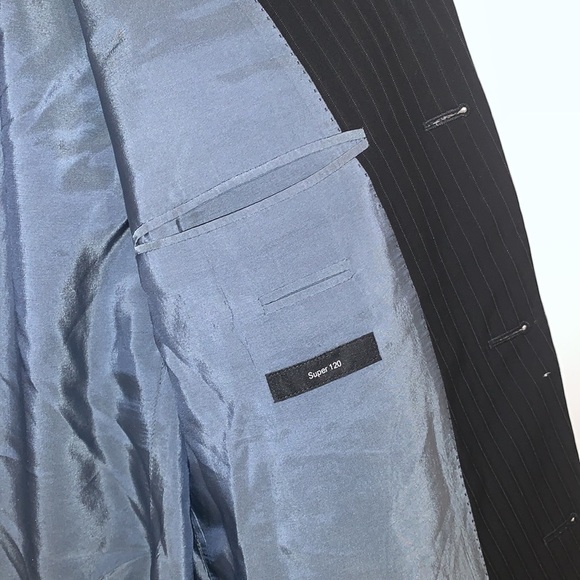 Hugo Boss black pinstripes Wool Rossellini Movie super 120 blazer size 48R - Picture 7 of 13